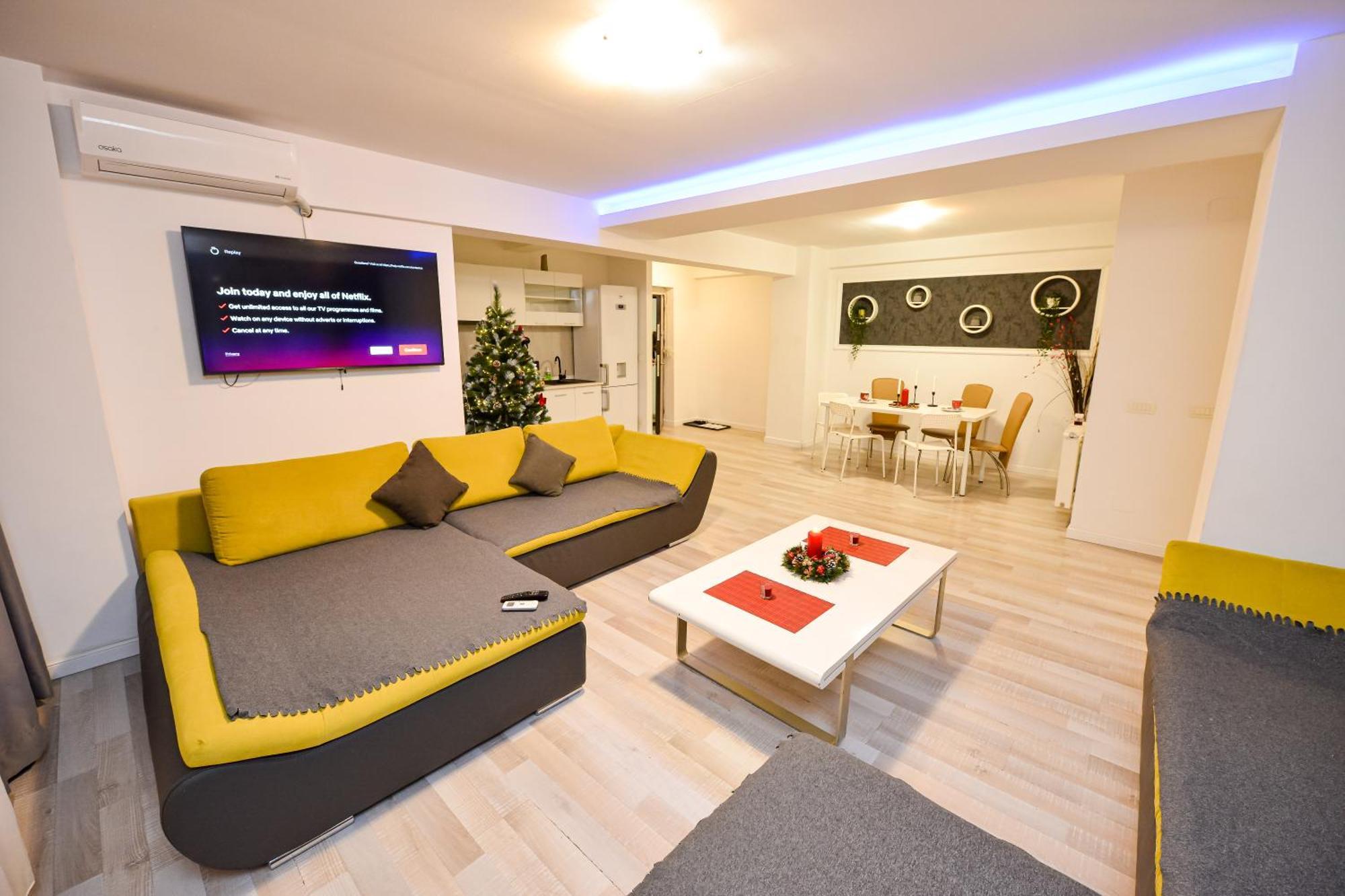 Pierre Cardin Deluxe Apartment With Terrace By Magniflex บูคาเรสต์ ภายนอก รูปภาพ