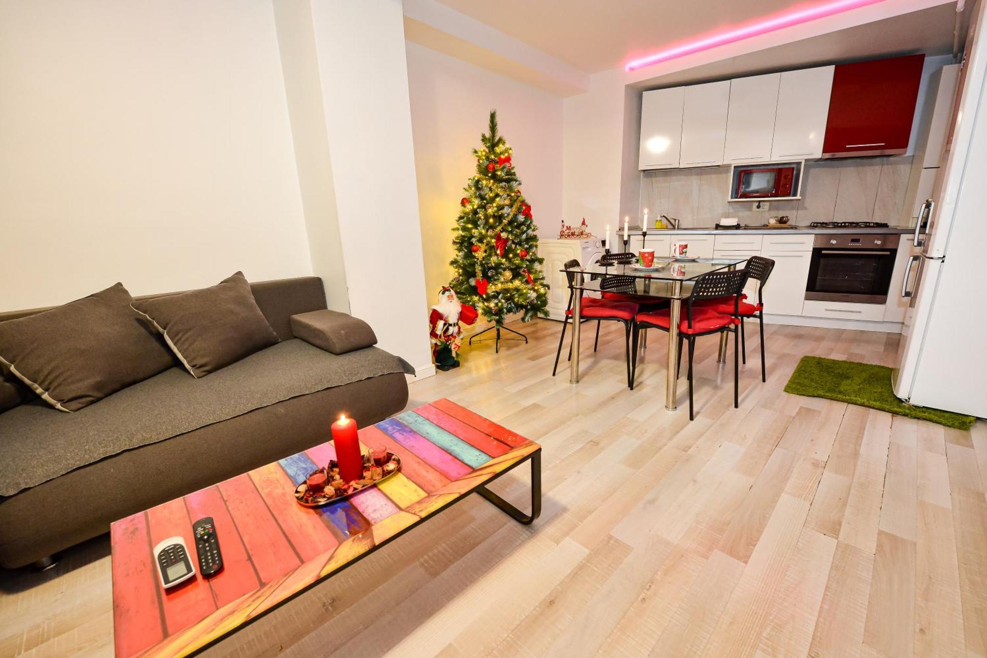 Pierre Cardin Deluxe Apartment With Terrace By Magniflex บูคาเรสต์ ภายนอก รูปภาพ
