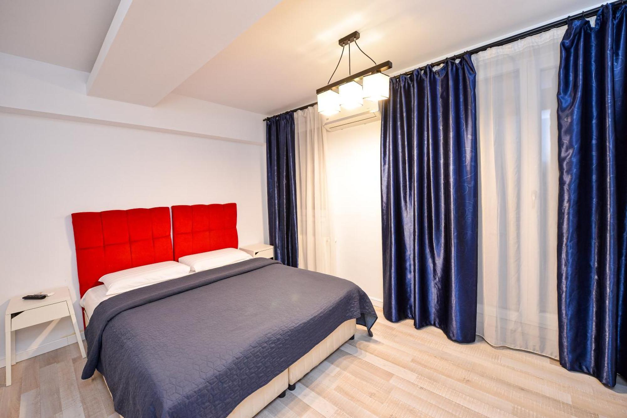 Pierre Cardin Deluxe Apartment With Terrace By Magniflex บูคาเรสต์ ภายนอก รูปภาพ