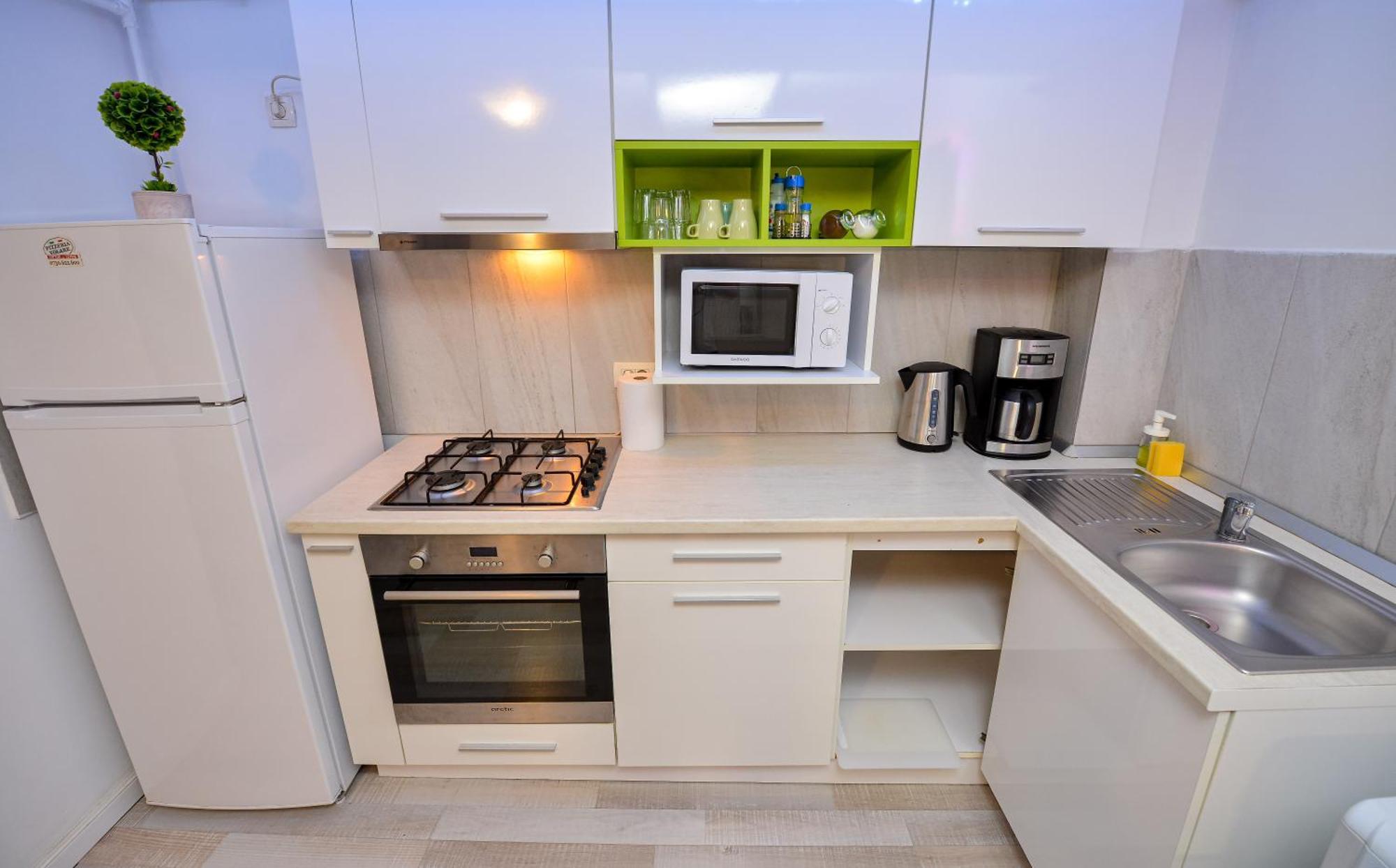Pierre Cardin Deluxe Apartment With Terrace By Magniflex บูคาเรสต์ ภายนอก รูปภาพ