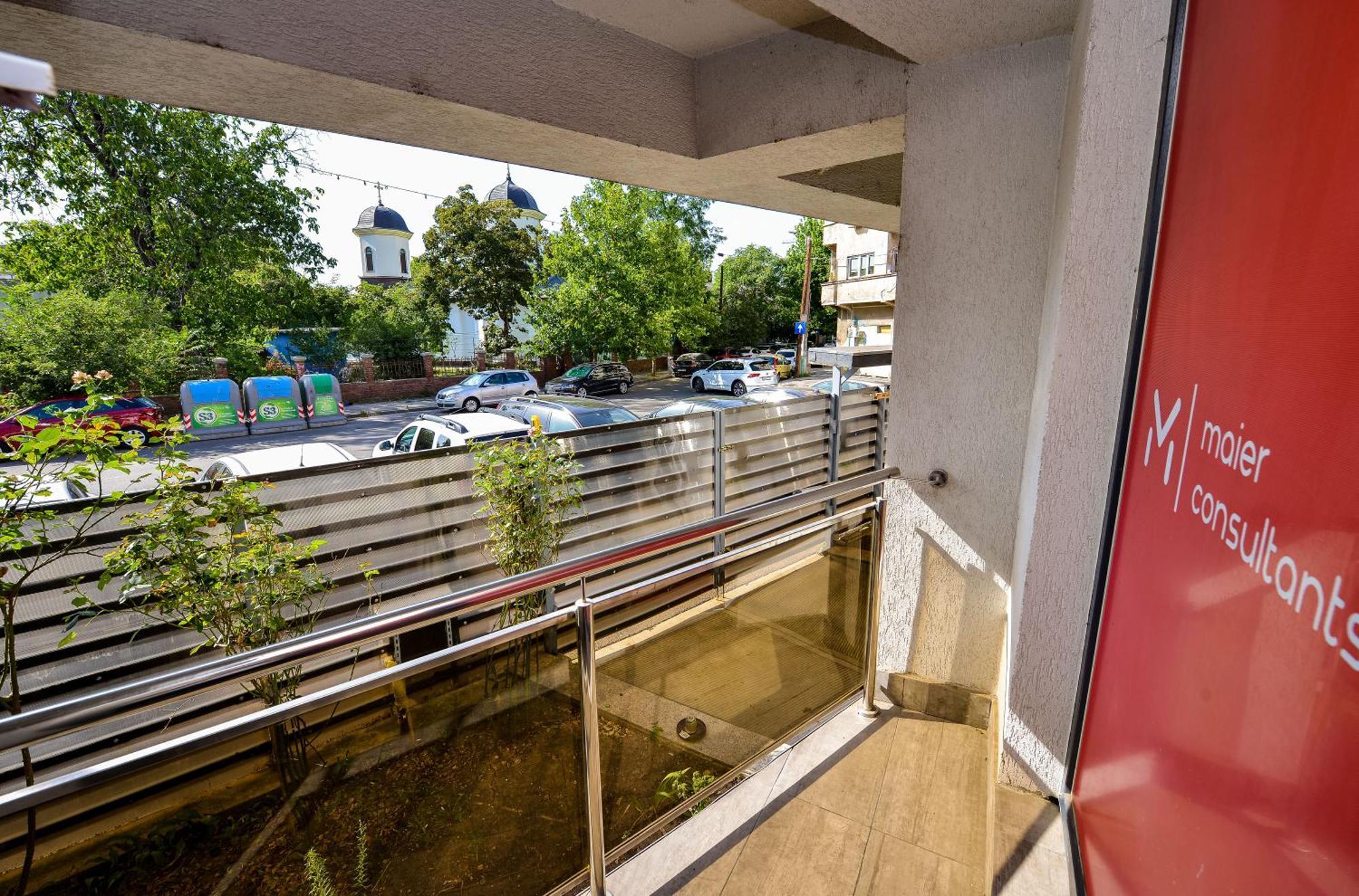 Pierre Cardin Deluxe Apartment With Terrace By Magniflex บูคาเรสต์ ภายนอก รูปภาพ