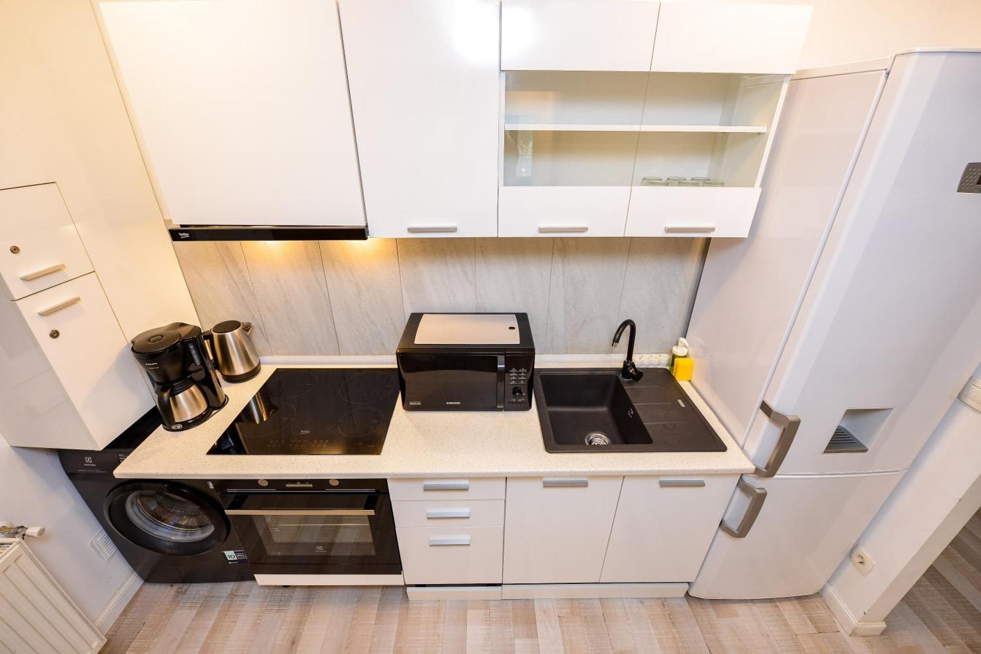 Pierre Cardin Deluxe Apartment With Terrace By Magniflex บูคาเรสต์ ภายนอก รูปภาพ